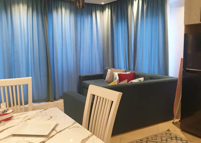 Hills Apartment *