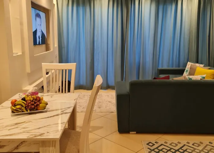 Hills Apartment *