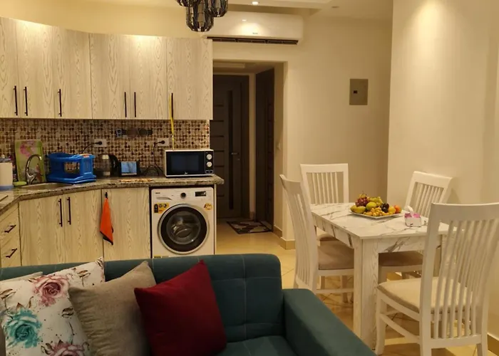 Apartment Hills *